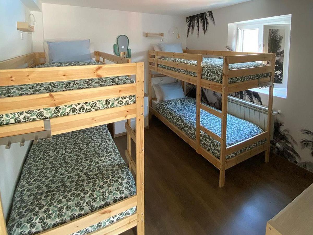 Хостел Cocos Surfhouse San Juan De La Arena Экстерьер фото